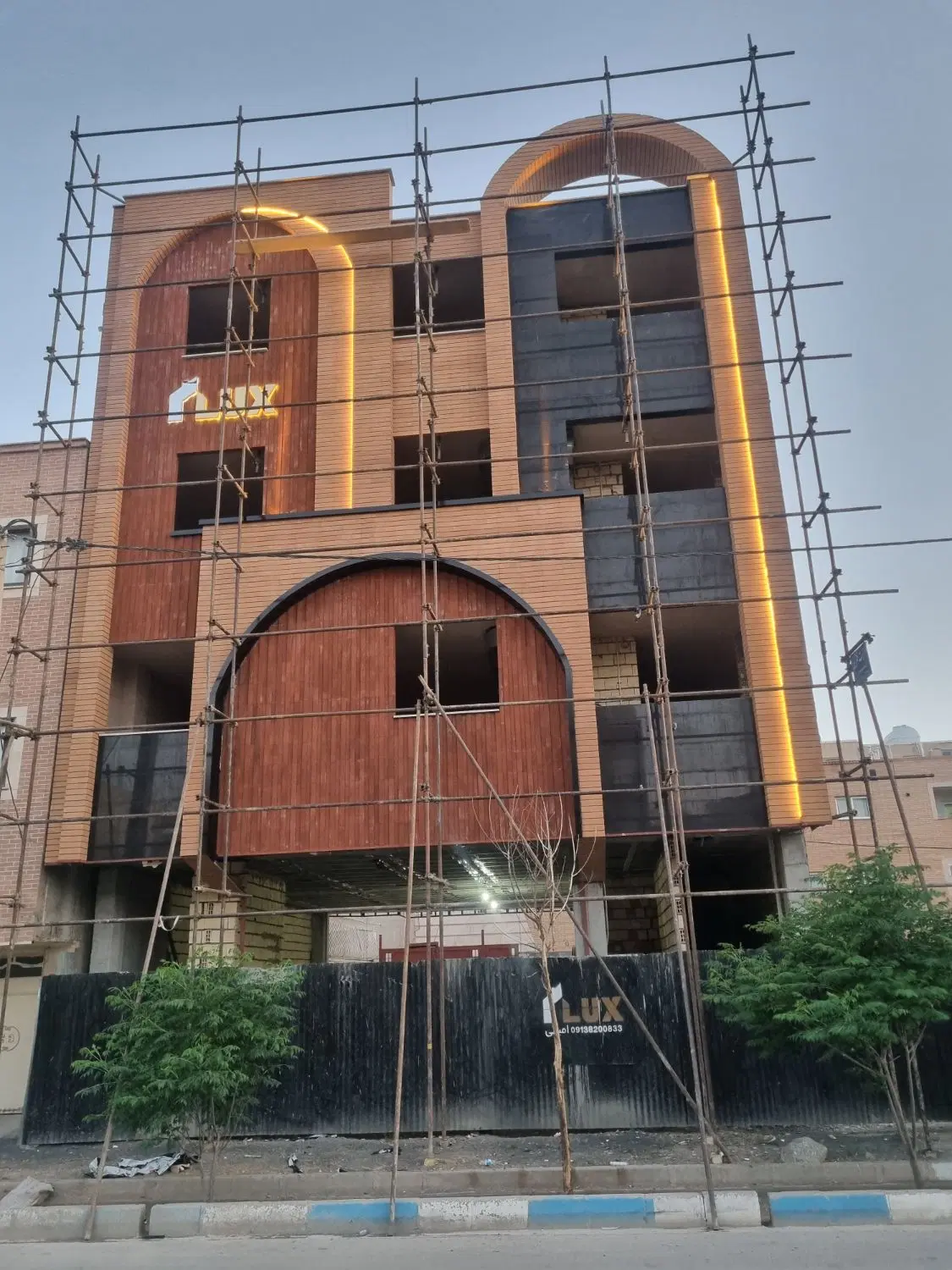 ۲۸۰ متر تجاری شهرک سیمرغ