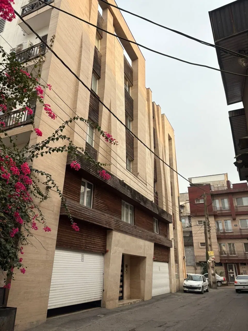 آپارتمان شیک آفتاب ۵۰