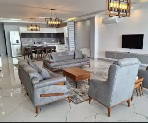 گلسار لوکیشن تاپ ۱۳۰متری سه خ
