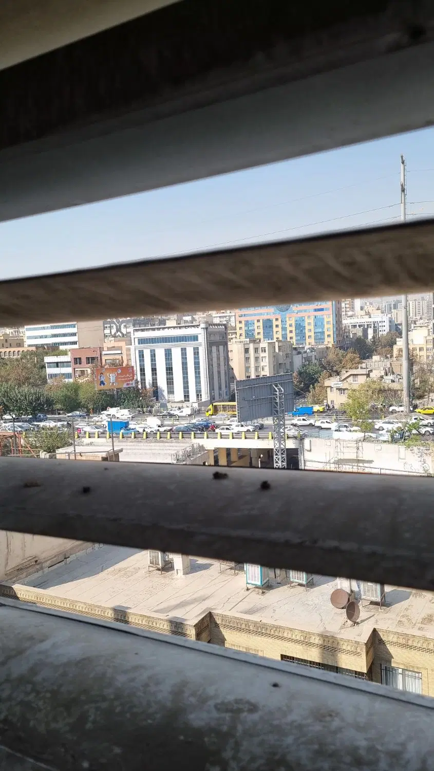 اجاره واحد ۱۳۰ متری موقعیت اداری