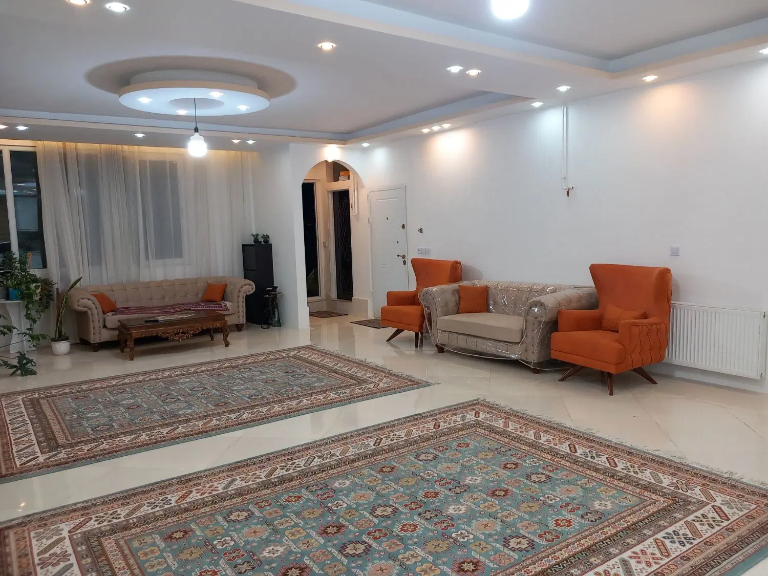 پنت هوس کارمندان