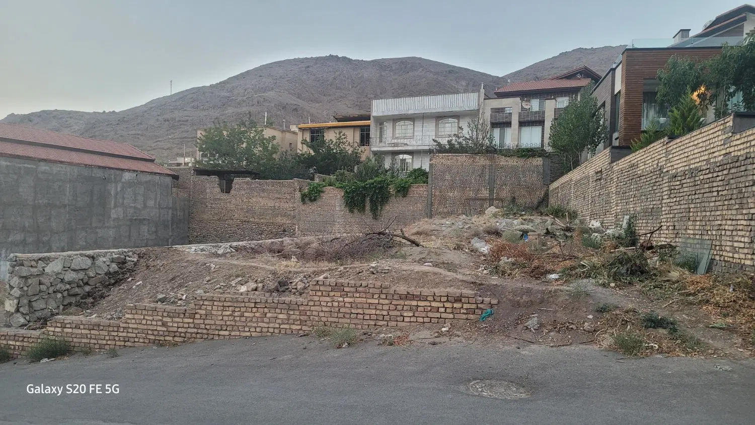 زمین فوق العاده زیبا و مناسب