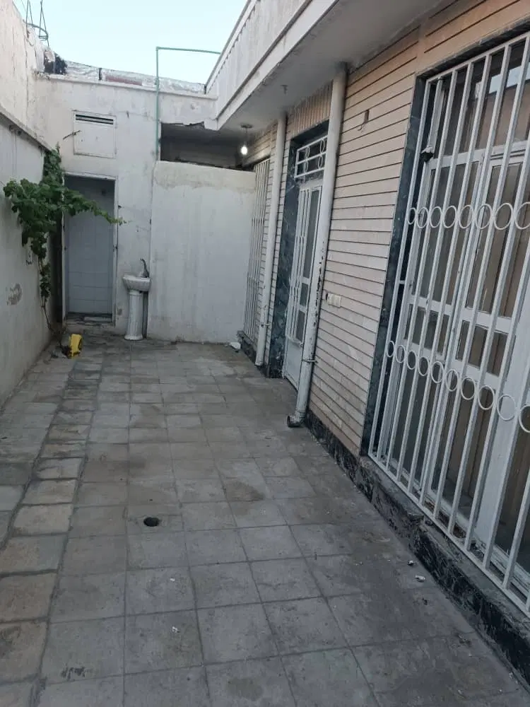 بلوار فرصت شیرازی منزل دربست یک طبقه
