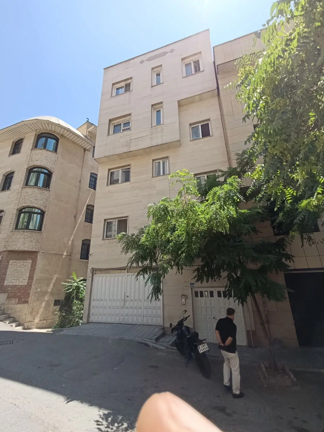 فروش مستغلات۴۰۰متر بنا،۱۰۰متر زمین جمشیدیه نیاوران