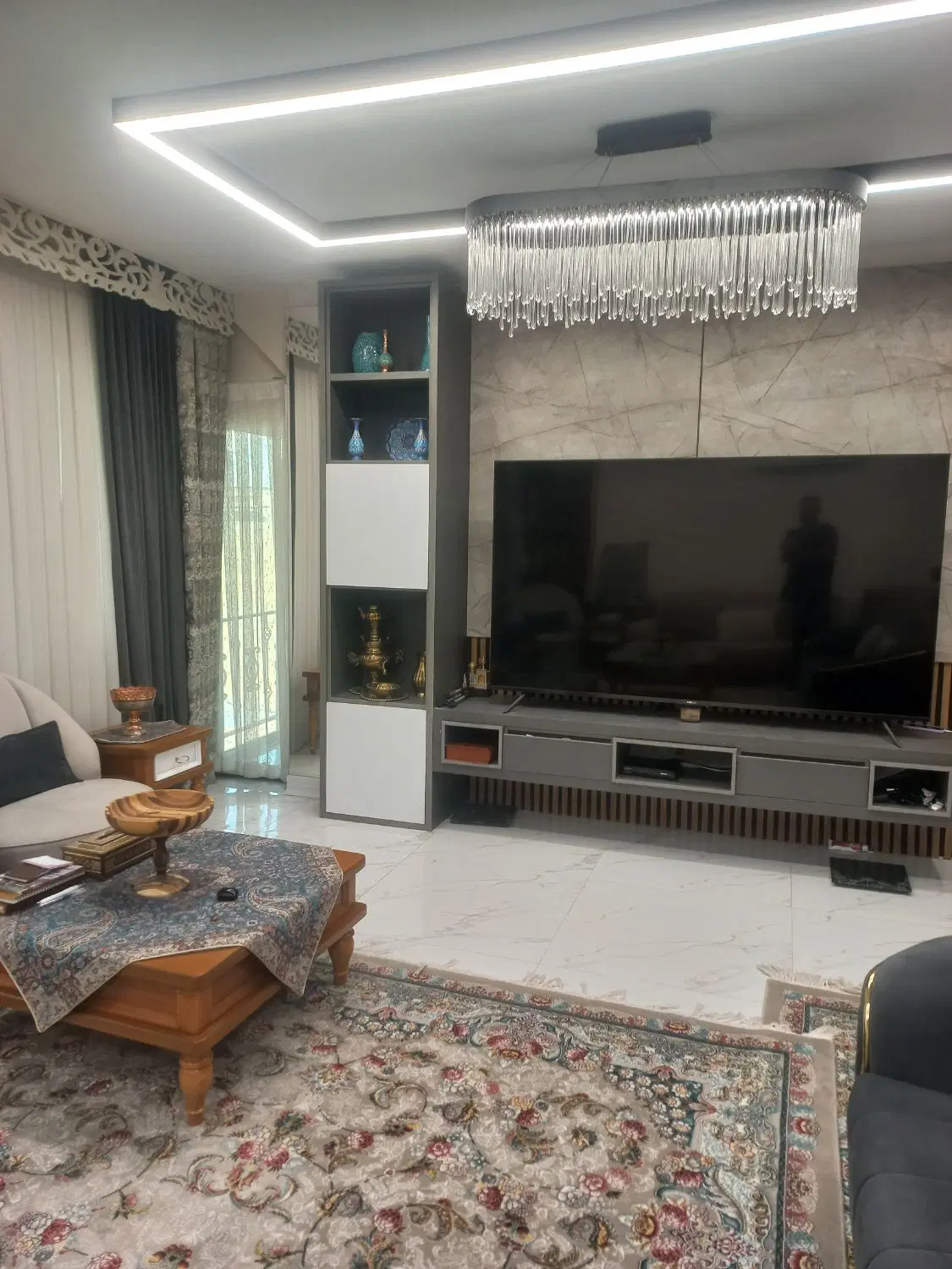 ۹۳ متری ، ستارخان ، خیابان صحرایی