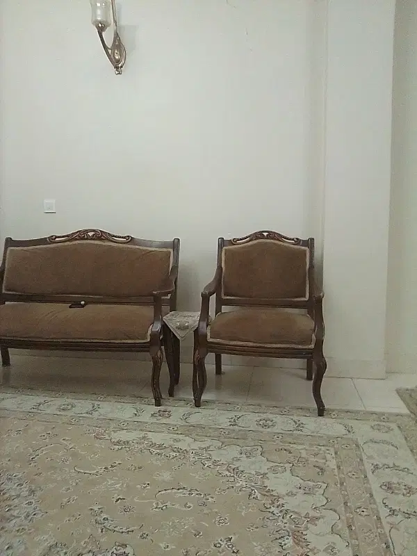 دو باب مغازه واقع در مسکن زیتون