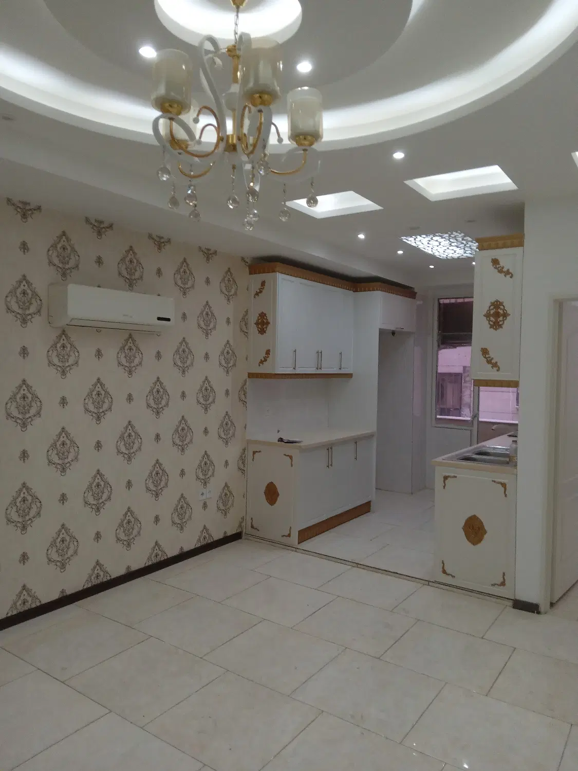 50 متر روبنما پارکینگ اختصاصی
