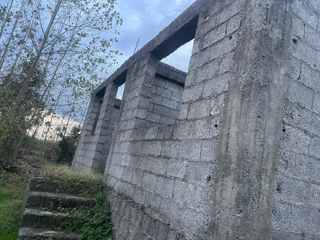 ۹۷۶متر زمین مسکونی وباغی
