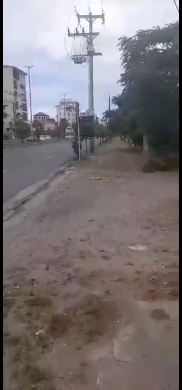 زمین‌ مسکونی