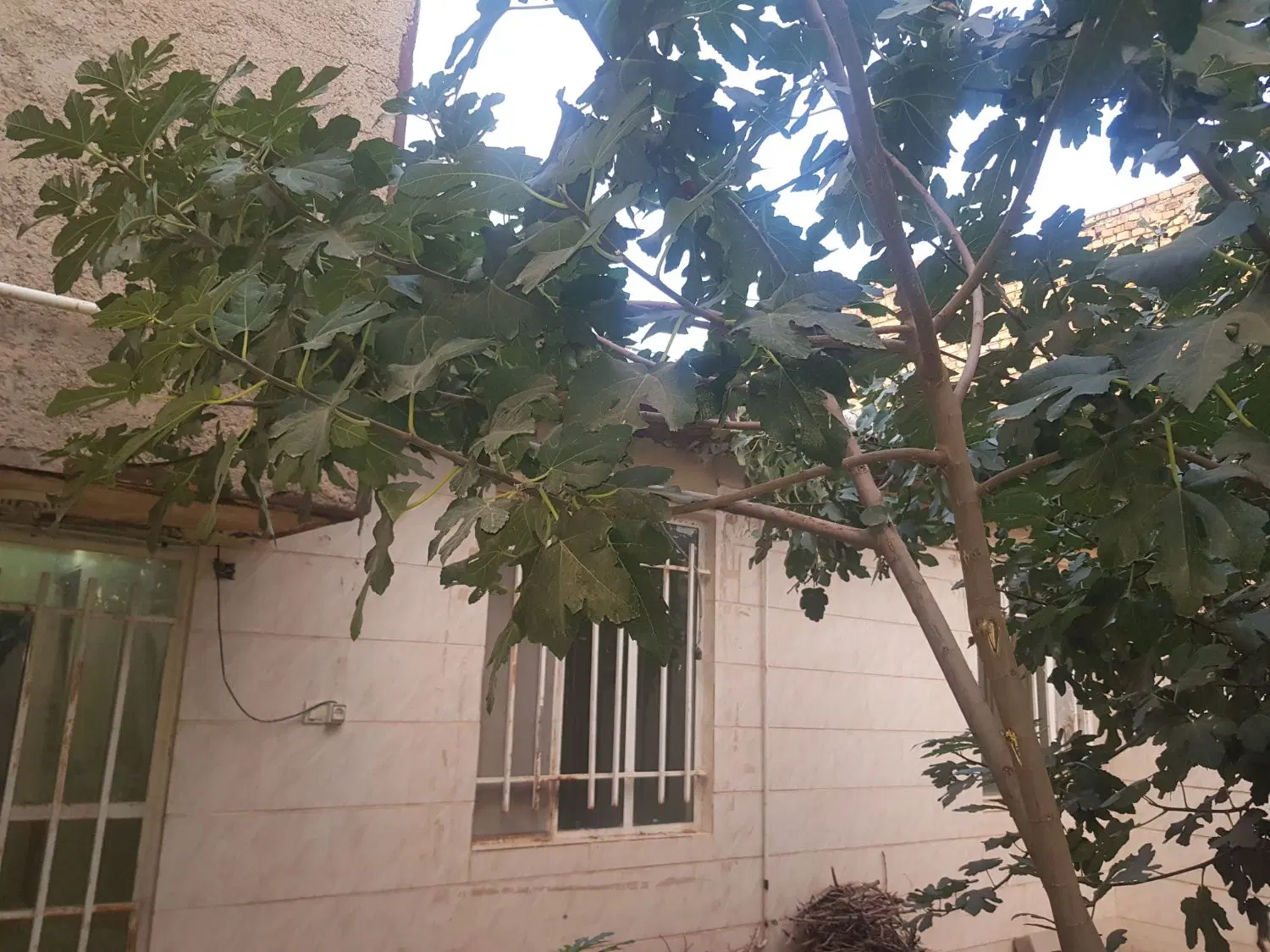 منزل مسکونی دو طبقه