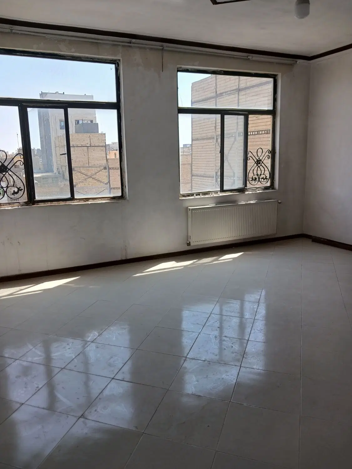 فروش آپارتمان تو حاشیه ۱۶ متری