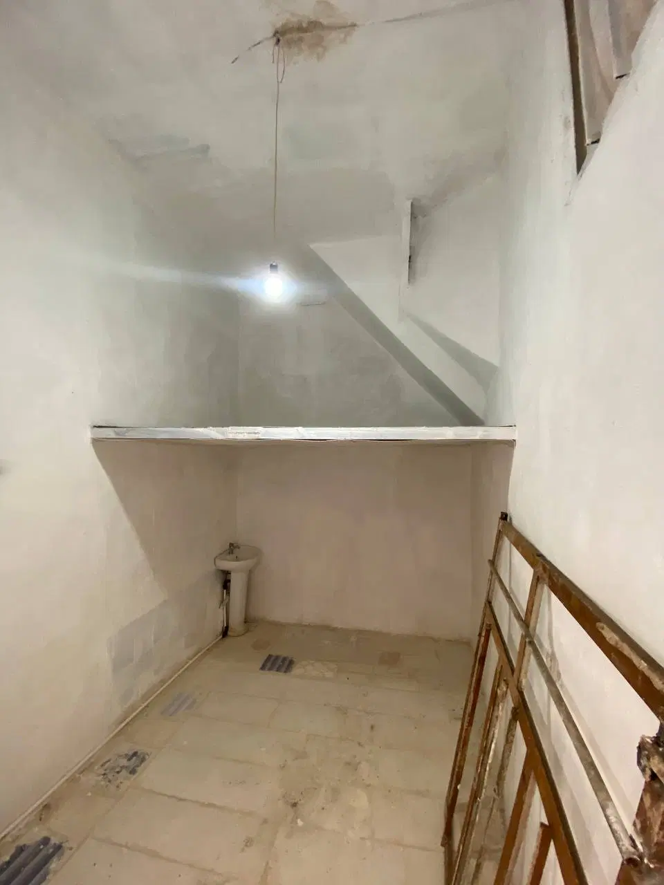 مغازه ، کارگاه ، انبار