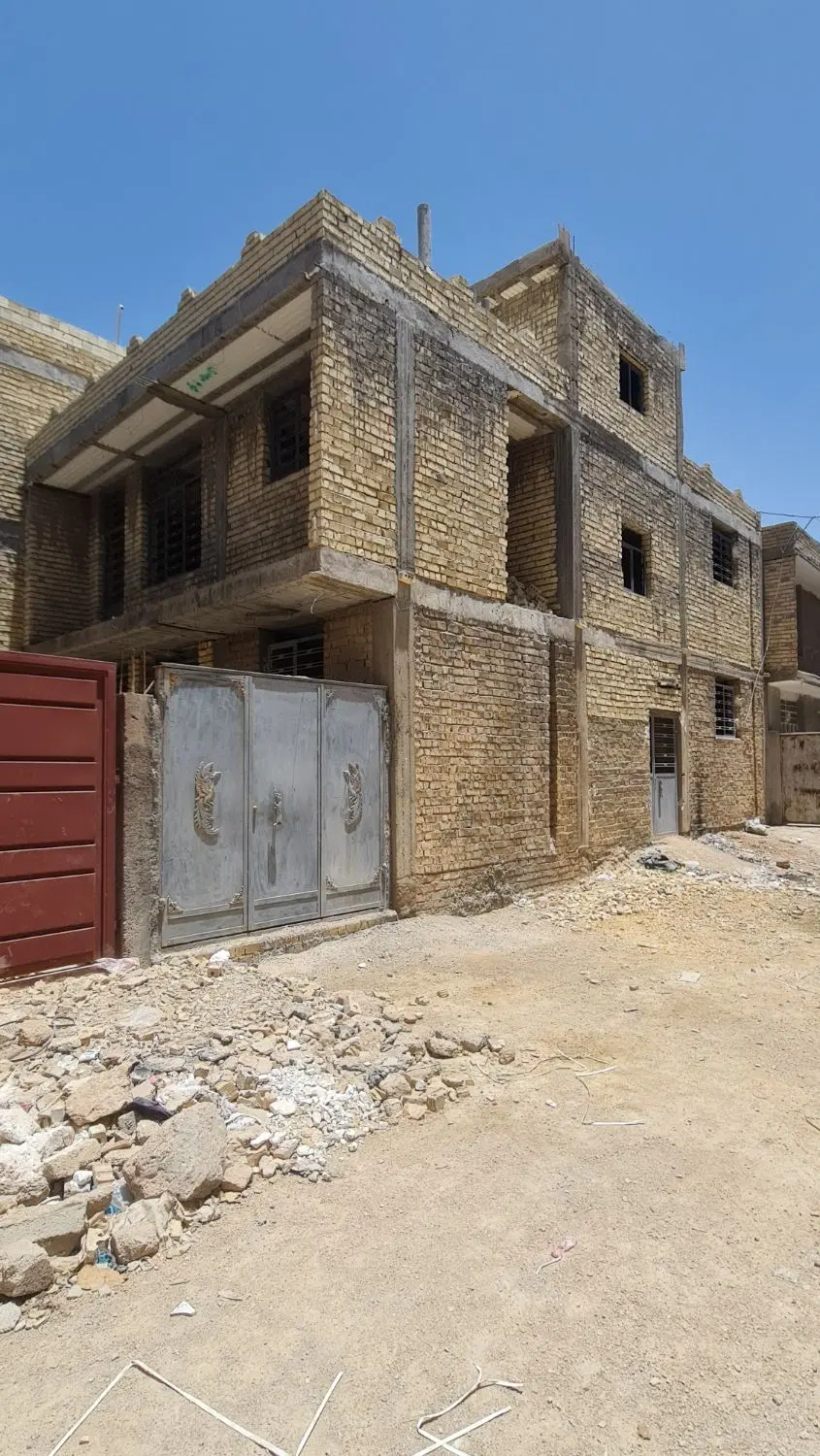 فروش اسکلت دو طبقه با در پنجره