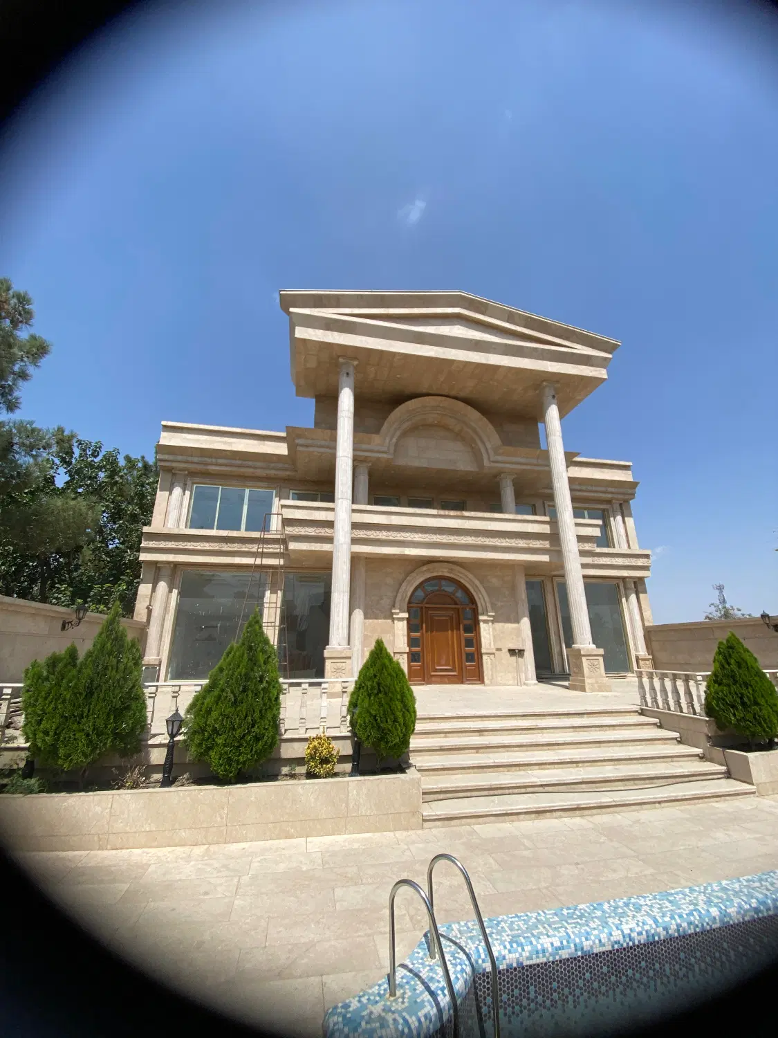 باغ ویلا شاهنامه