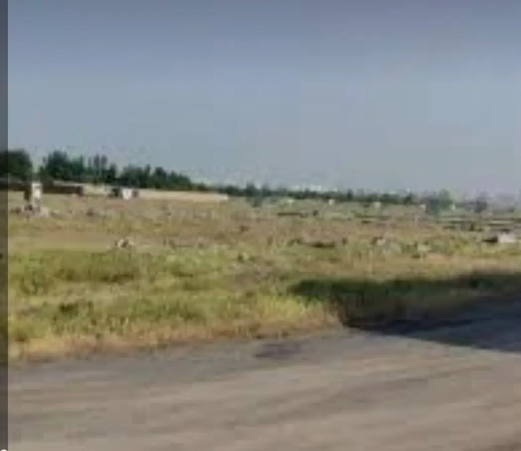 زمین چاهشک باغبان ۳۳