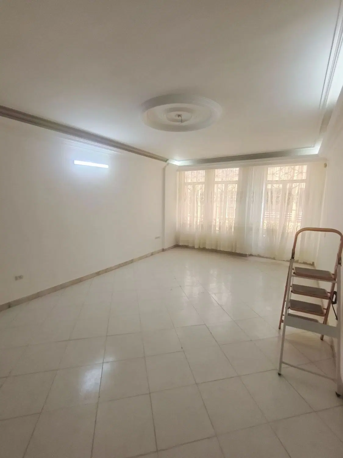رهن و اجاره اپارتمان ۹۰متری