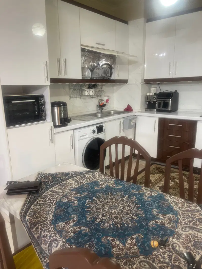 آپارتمان سه خوابه