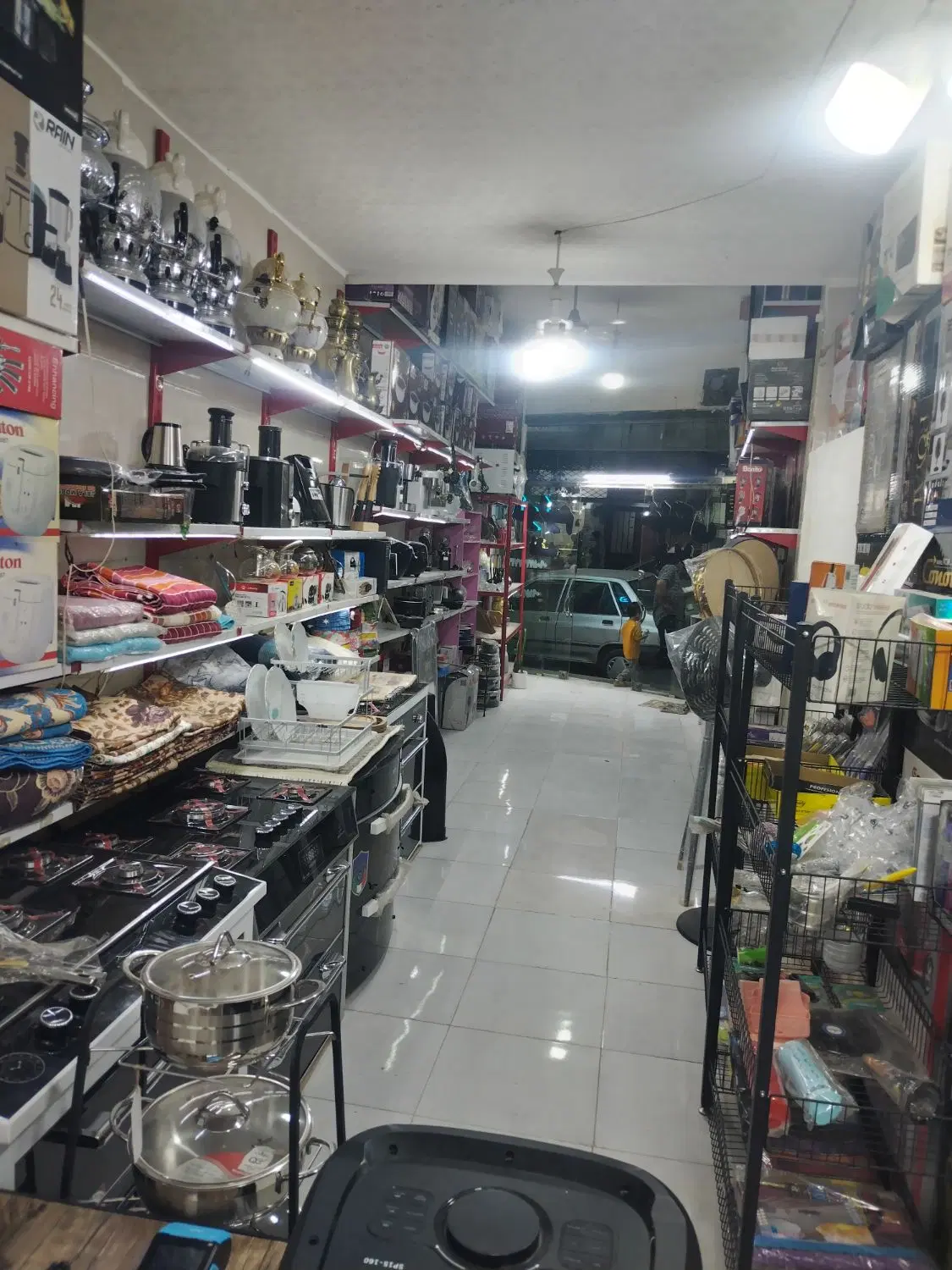 یک دربند مغازه به 45 متر باطول12متر