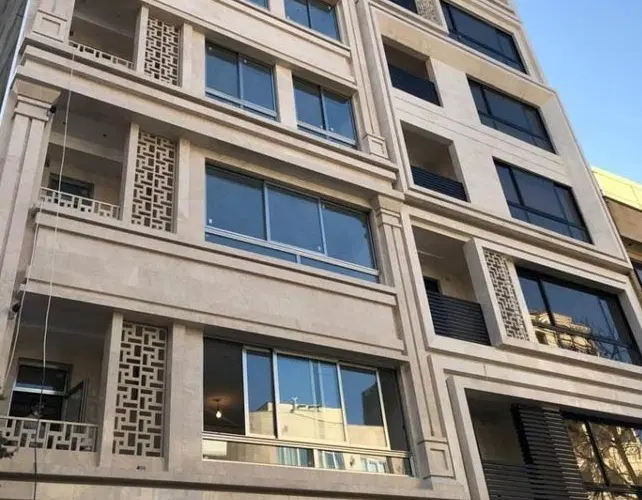 آپارتمان سه خواب قدوسی غربی خوش نقشه ۱۶۰ متری