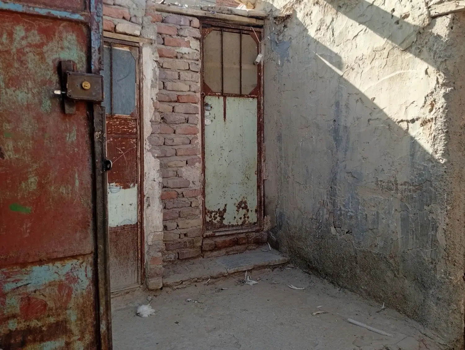 اجاره منزل پیربخش 34 نبش میلان 15