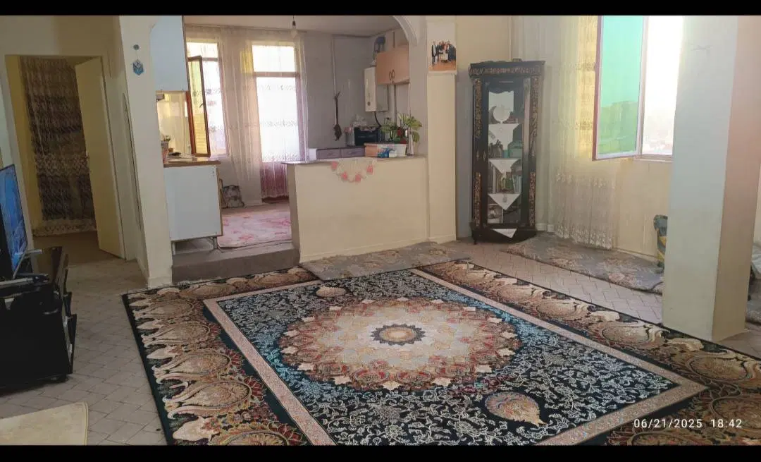 ۸۰متری ۲خواب روبه نما پوینک مجتمع صدف ۱