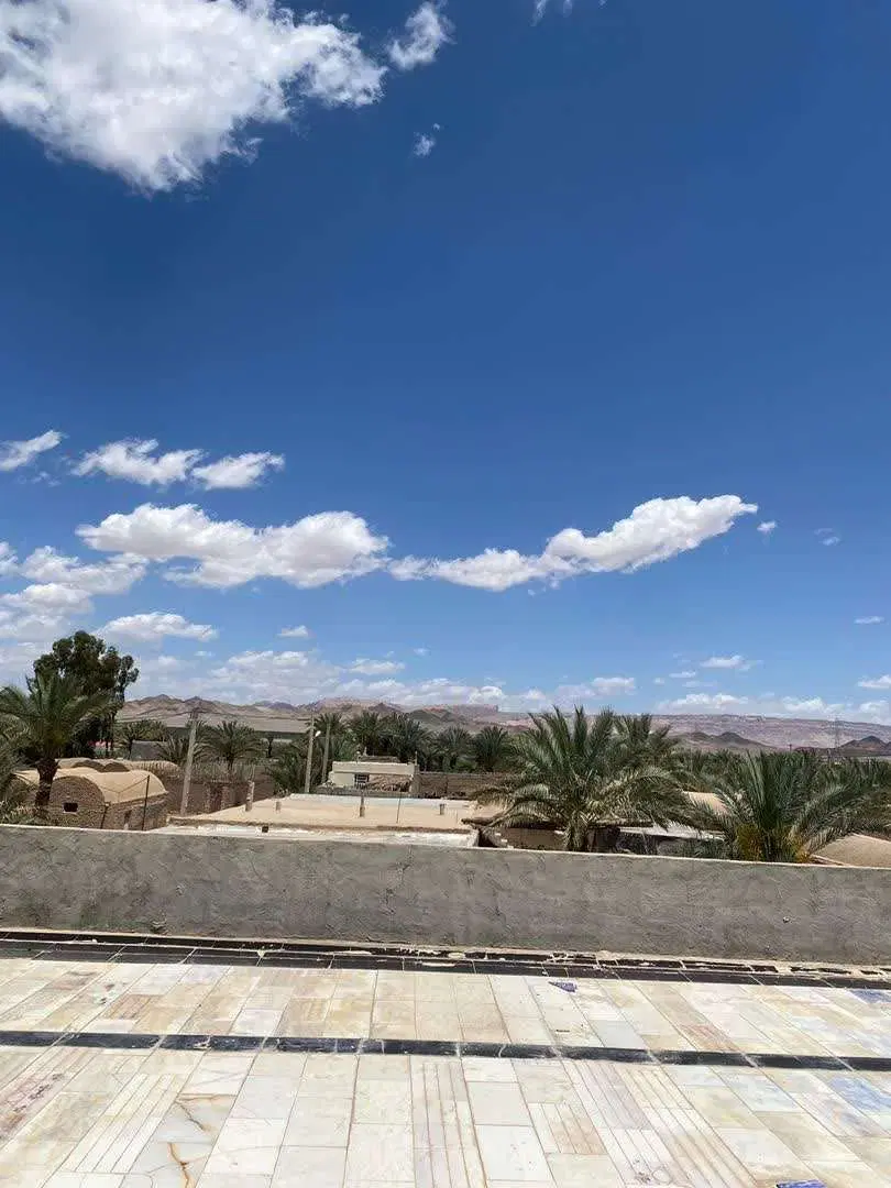 فروش خانه و سالن با شرایط مناسب