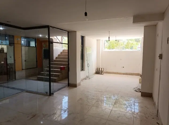 فروش مغازه تجاری بهارستان ۴۵متربر خیابان