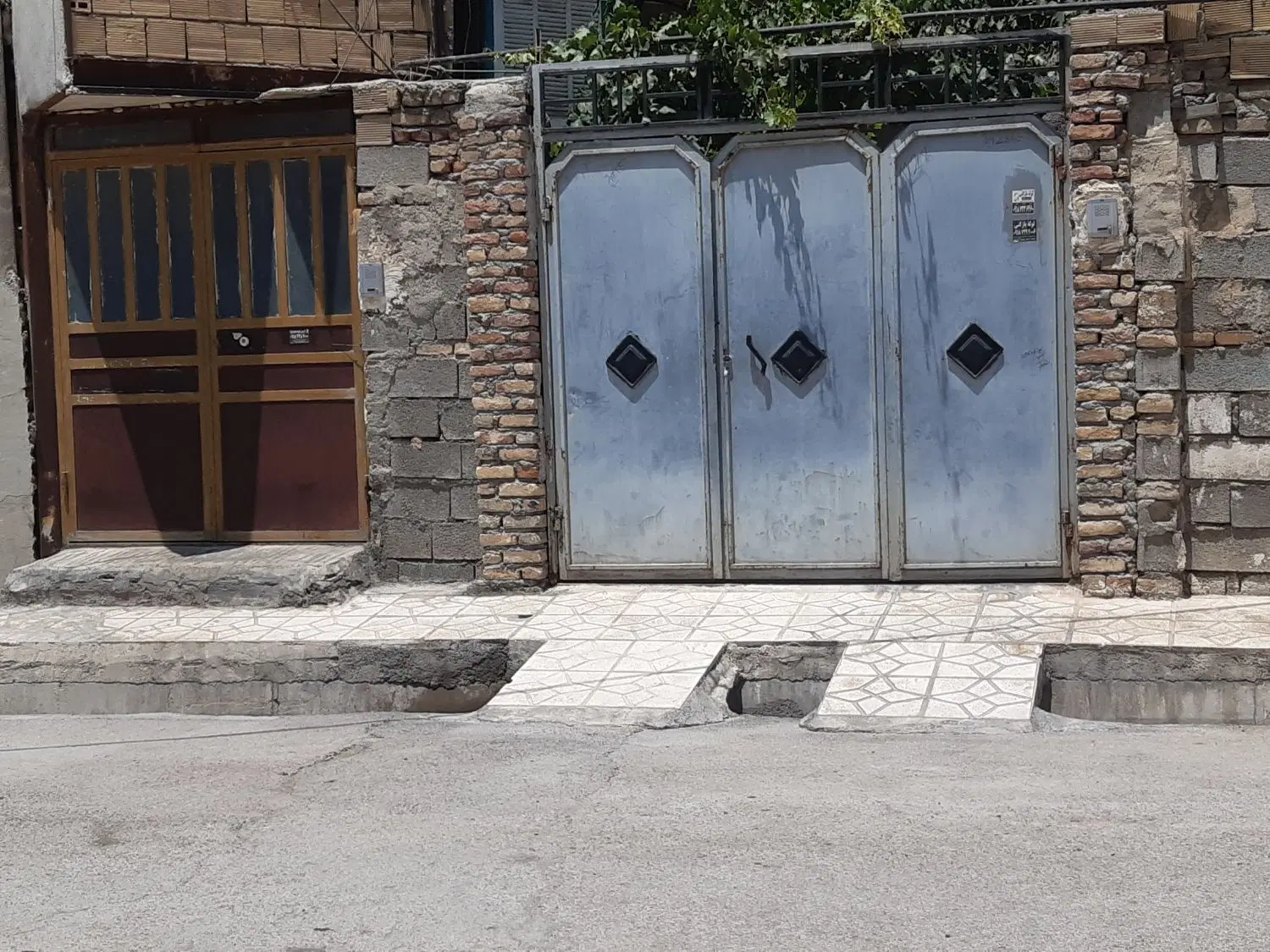 معاوضه دوطبقه مستقل باخانه بزرگتر
