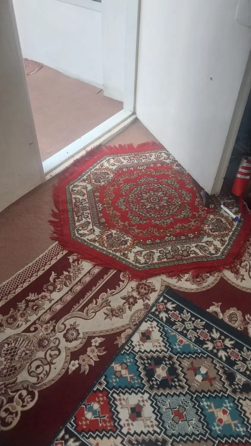 یک خانه ۱۲متری اجاره داده میشود