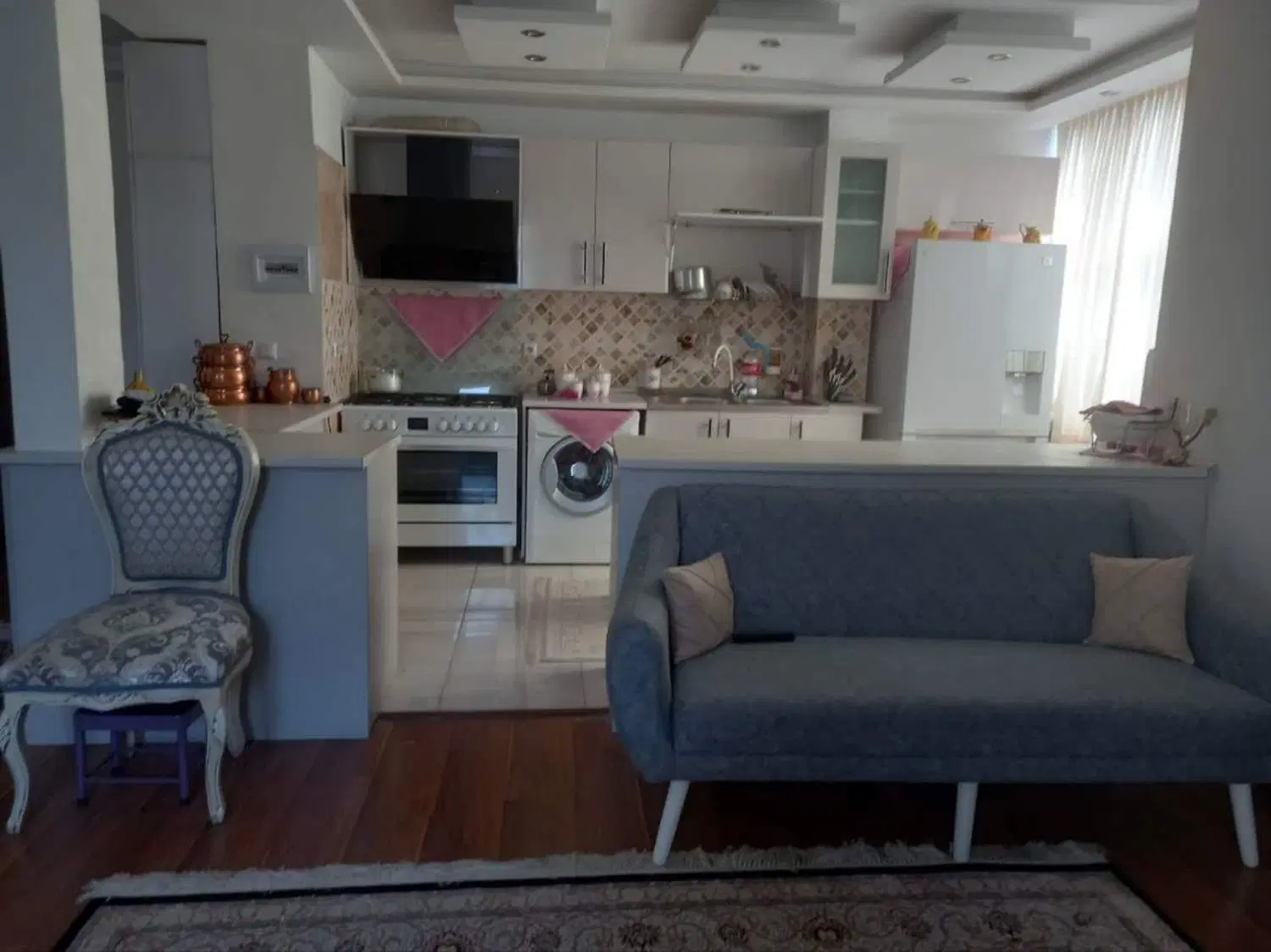 فروش آپارتمان یک خواب قلب فاز3 اندیشه