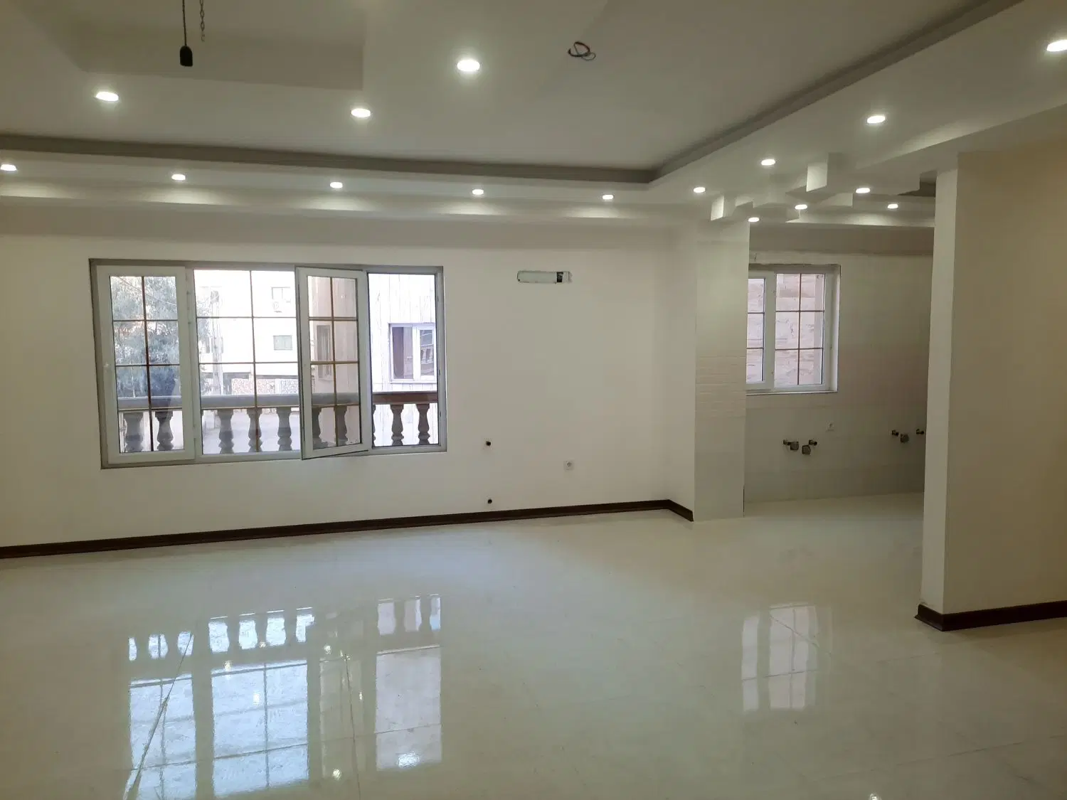 آپارتمان۱۴۰متری تکواحدی۳خواب مستر