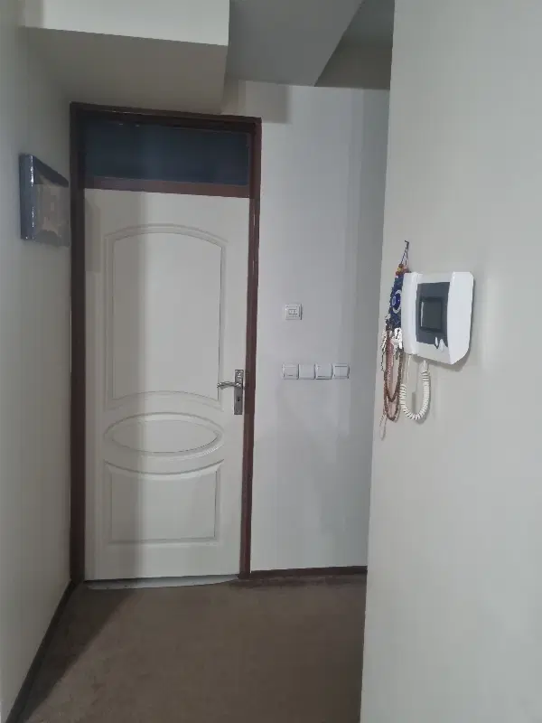 آپارتمان با پارکینگ طبقه اول اجاره
