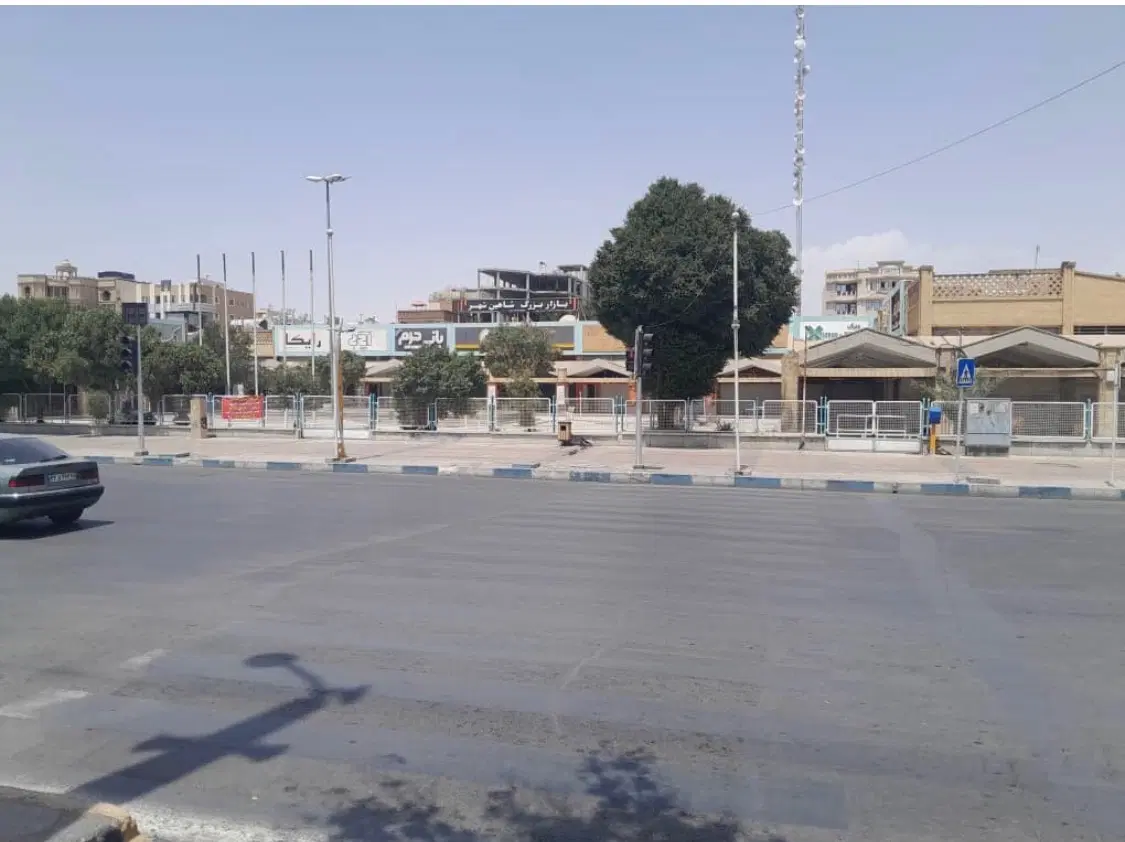مغازه تجاری دربهترین نقطه بازار خرازی