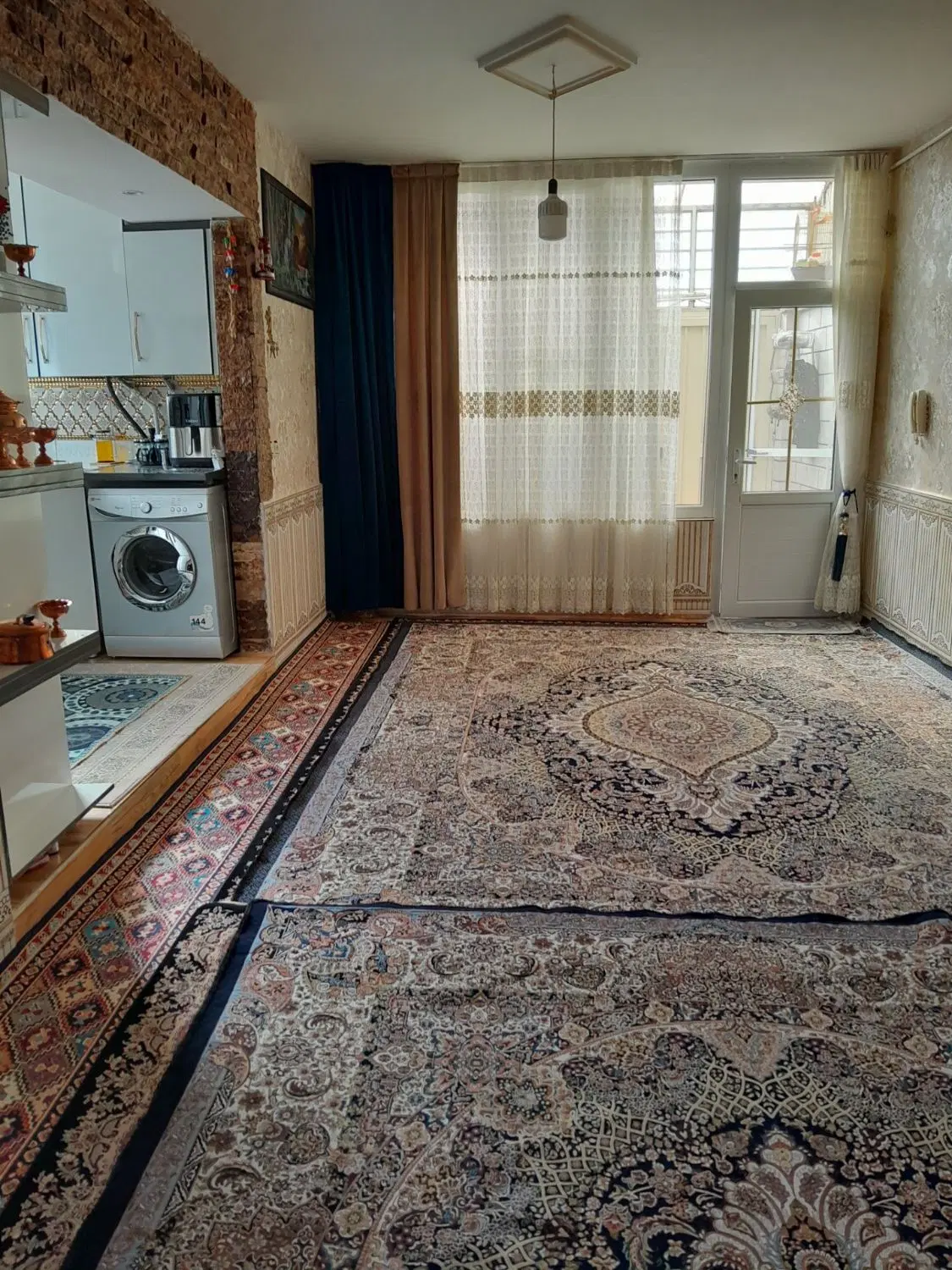 فروش ساختمان ویلایی تمام اسکلت در بهترین نقطه شهر