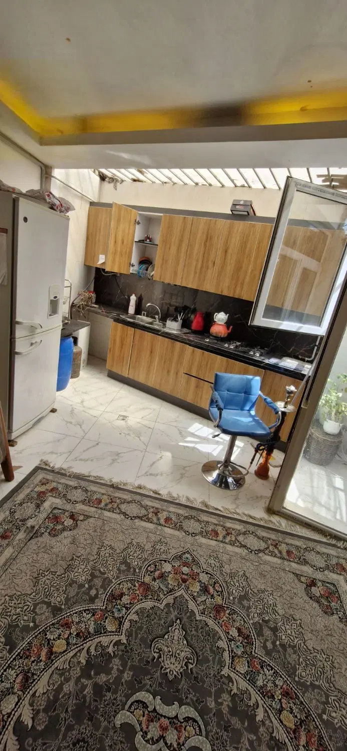 فروش یک واحد مسکونی واقع در شهرک علوی خیابان ن