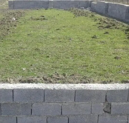 زمین واقع در بانقلان بر خیابان اصلی