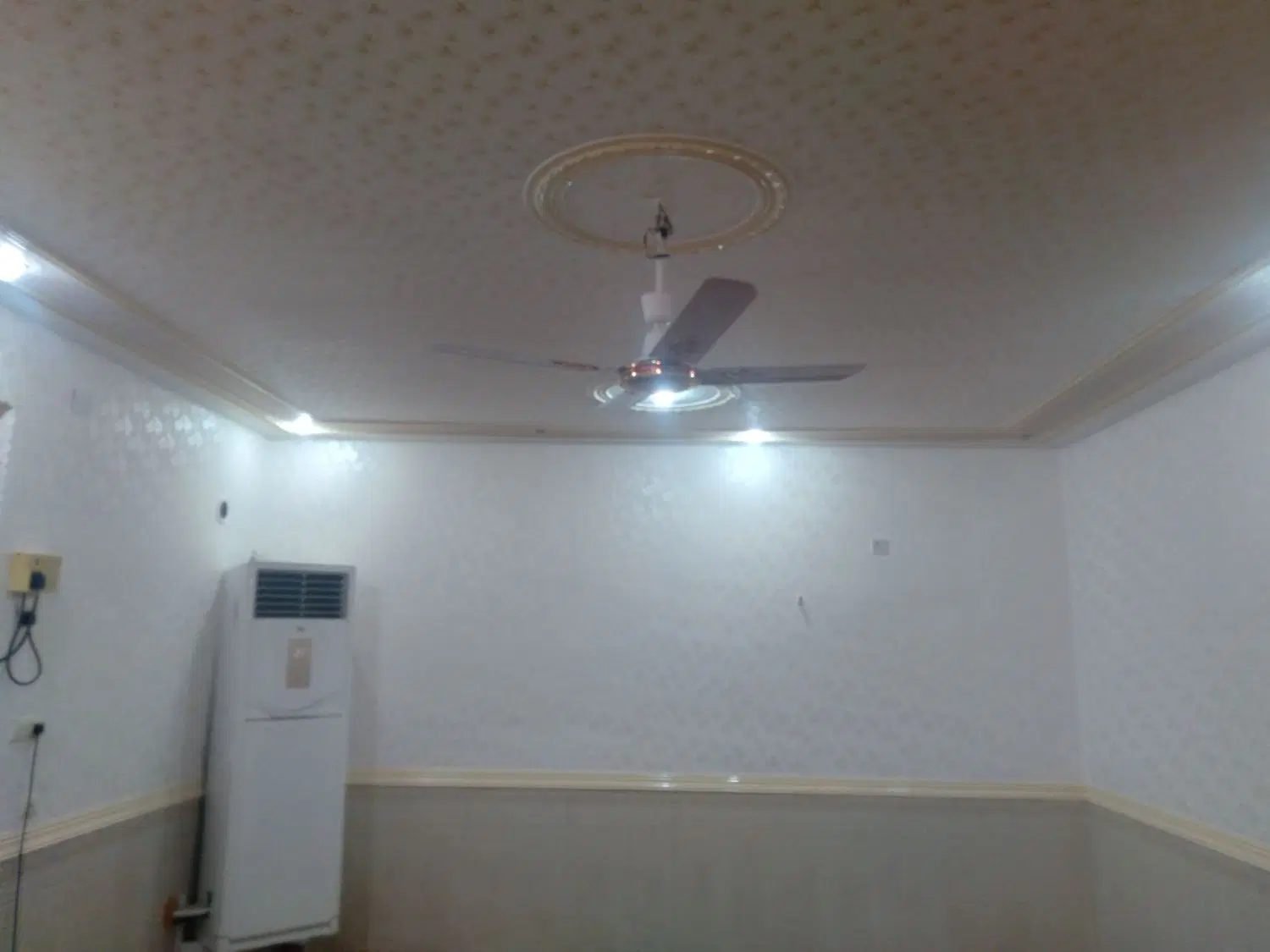 خانه۲۰۰متری نوساز در کوی دانشگاه