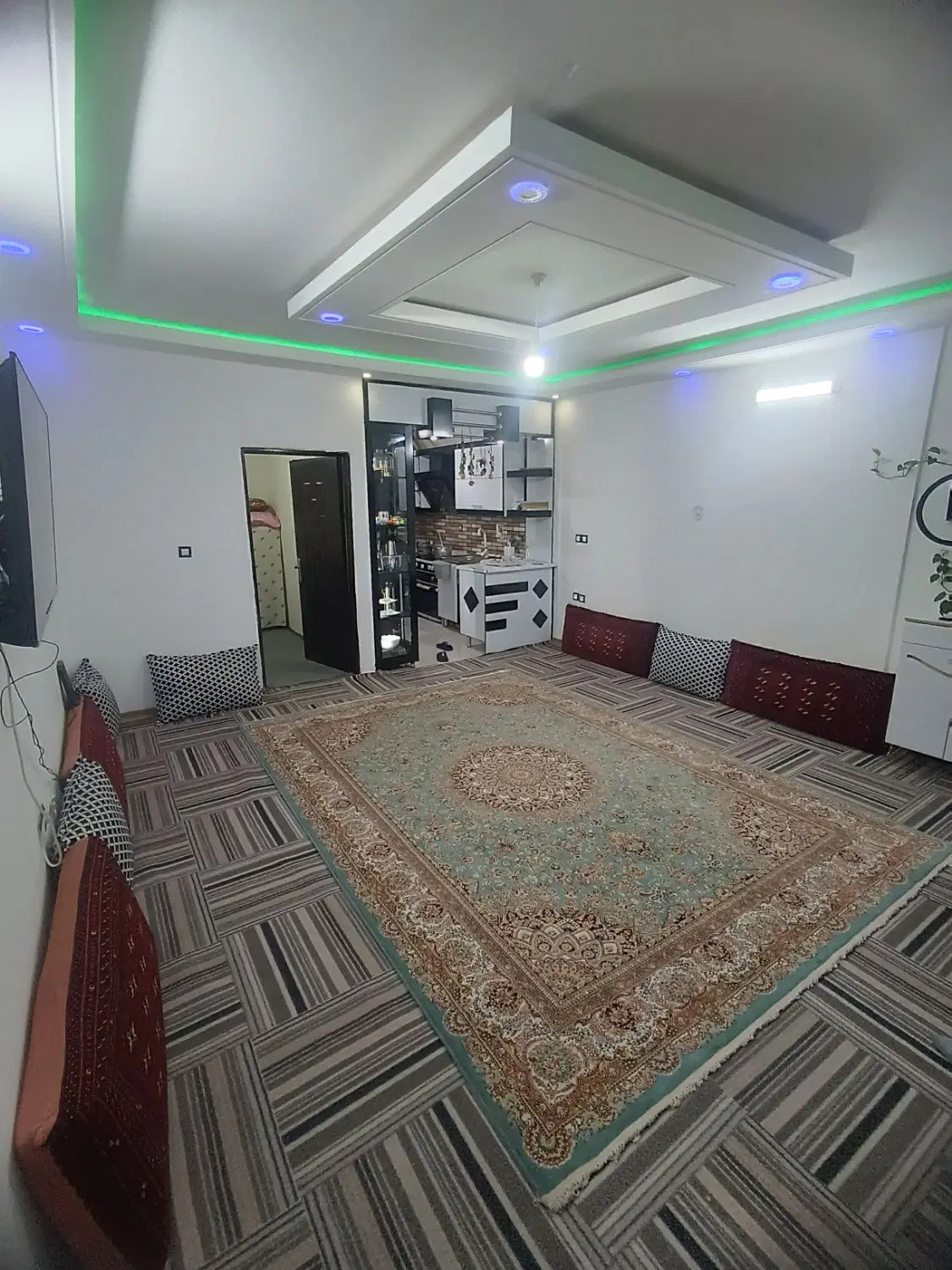 اجاره آپارتمان ۶۵ متری طبرسی شمالی