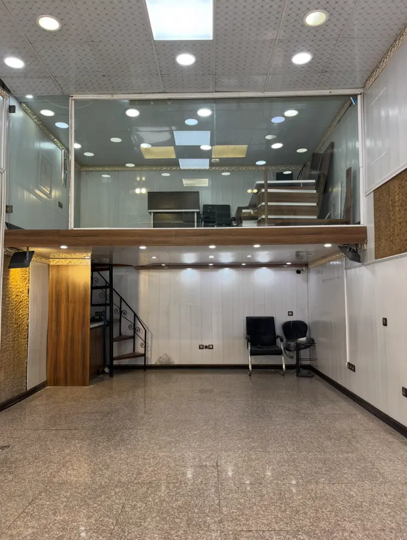 مغازه پنجم نیروی هوایی ۳۲متر کف ۱۲متر بالکن