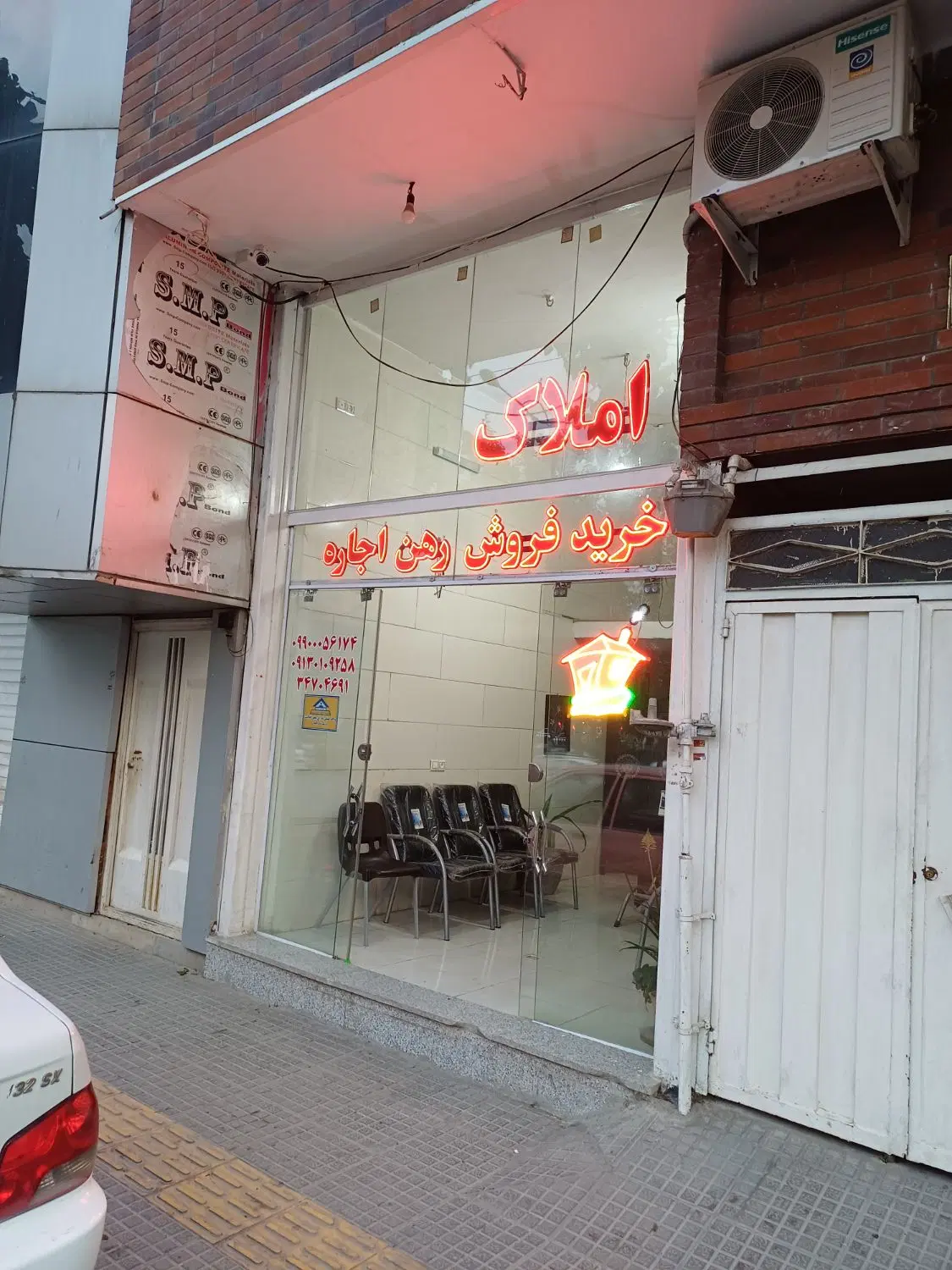 مغازه تجاری ۵۵ متری براتوبان چمران با تمام امکانات