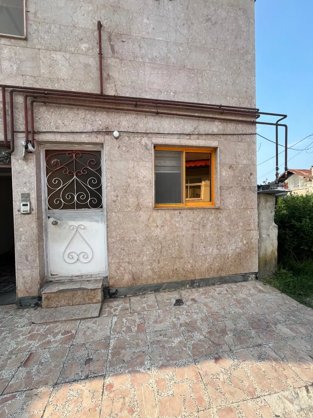 اجاره  سالانه سوییت در منگوده