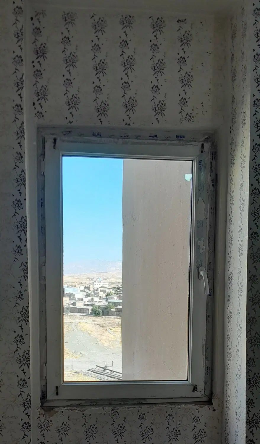 آپارتمان رازی۲گلستان ۱ یاس ۴