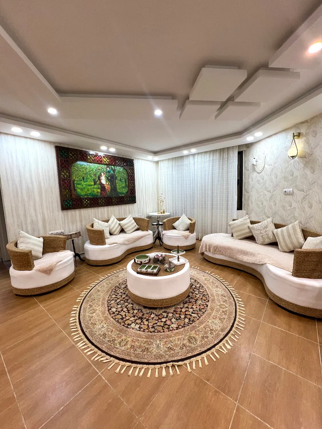 فروش اپارتمان دو‌خوابه ۱۰۰ متر بهار ۵