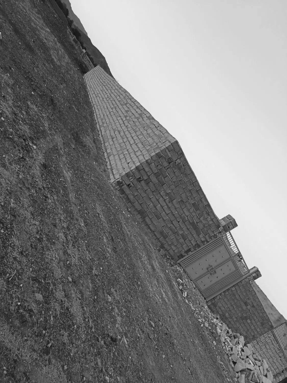 460 مترچهار دیواری در روستای سدید