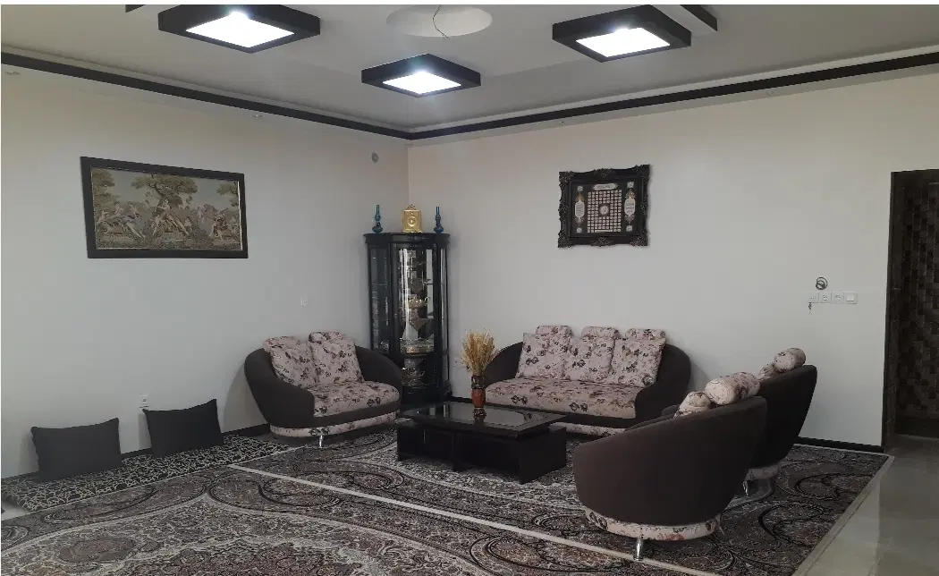 هم خانه