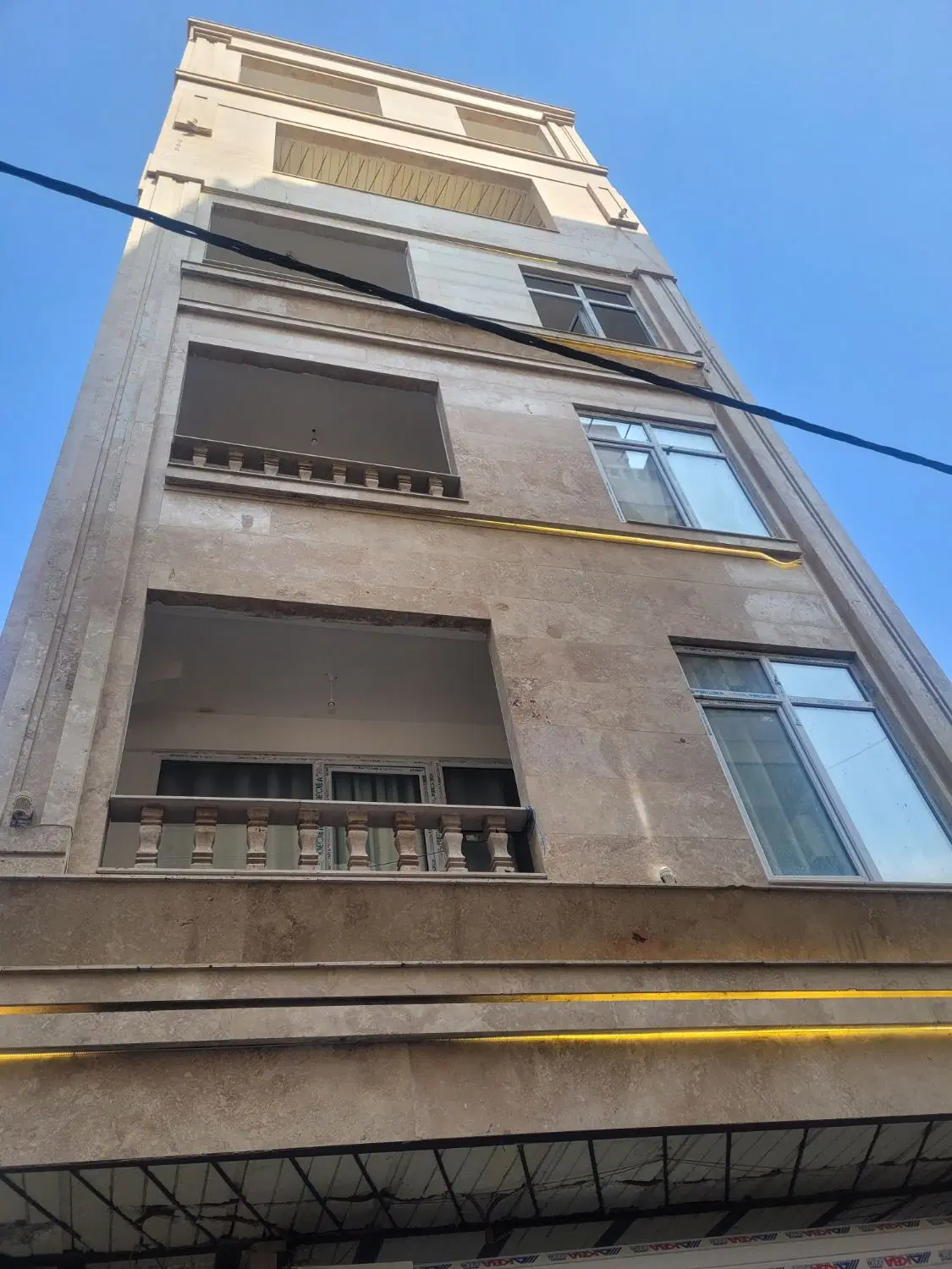 ۸۰متر دوختواب پارکینگ و آسانسور سیدی قائم کوشش حرم