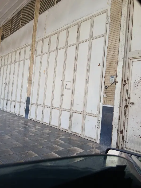 دونفر هم اتاقی جهت.  یک ساختمان. دو خواب.