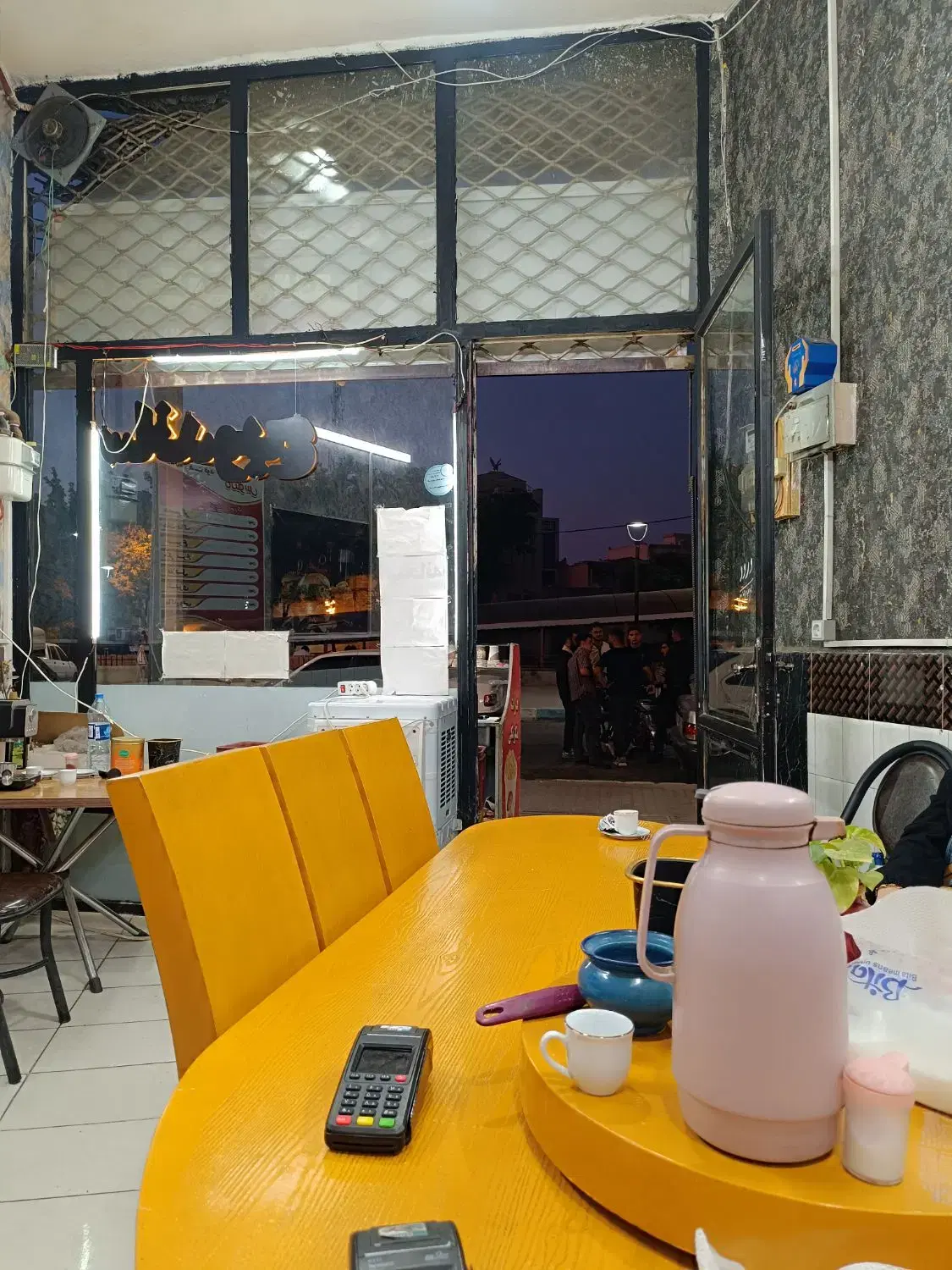 فروش مغازه _ ۲۲ متر مربع _ سند ششدانگ