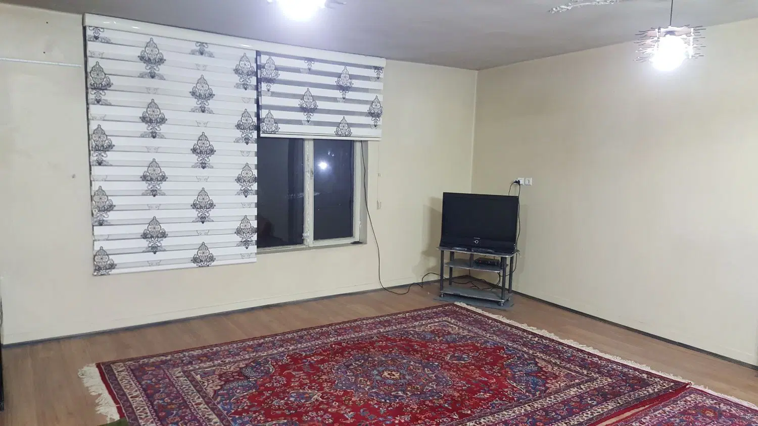 آپارتمان دوخواب شیک و مرتب
