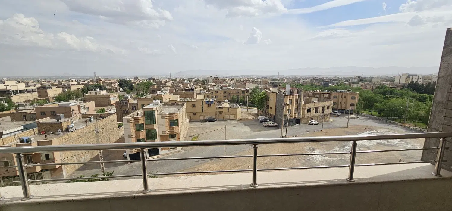 فروش واحد آپارتمان ۱۴۵ متری بهترین لوکیش زرین شهر